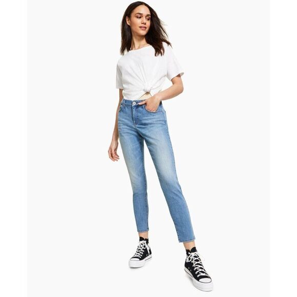 $34.00 BeBop Juniors' Printed Smocked-Waist Linen Blend Shorts, Coral/Tan - Picture 2 of 11